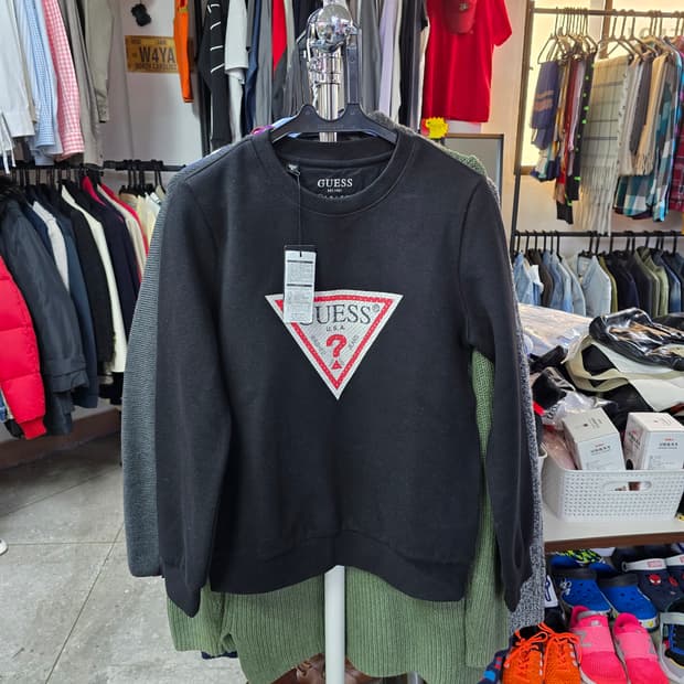 게스 블랙 맨투맨 (1417)