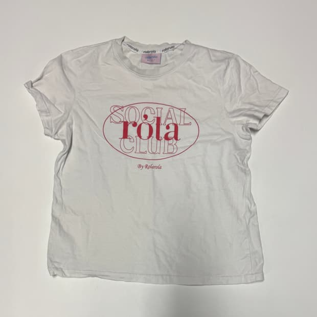 여성 로라로라 22년도 로라 클럽 로고 반팔 티셔츠 xs 화이트