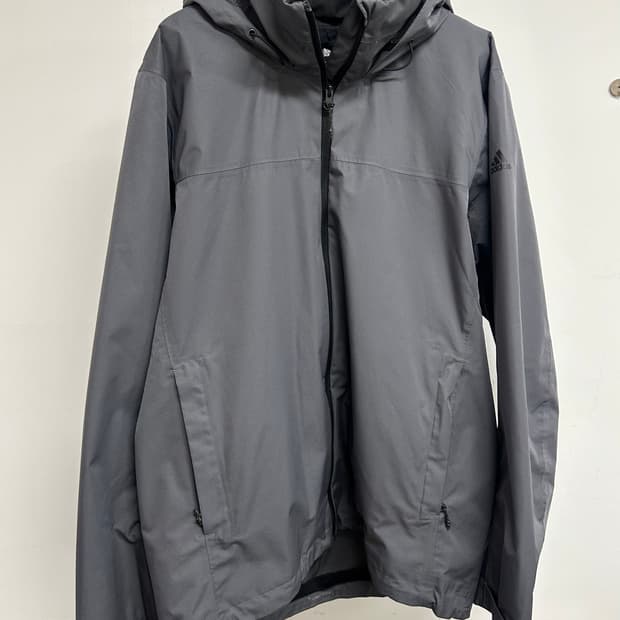 아디다스 CLIMAPROOF 남성 바람막이