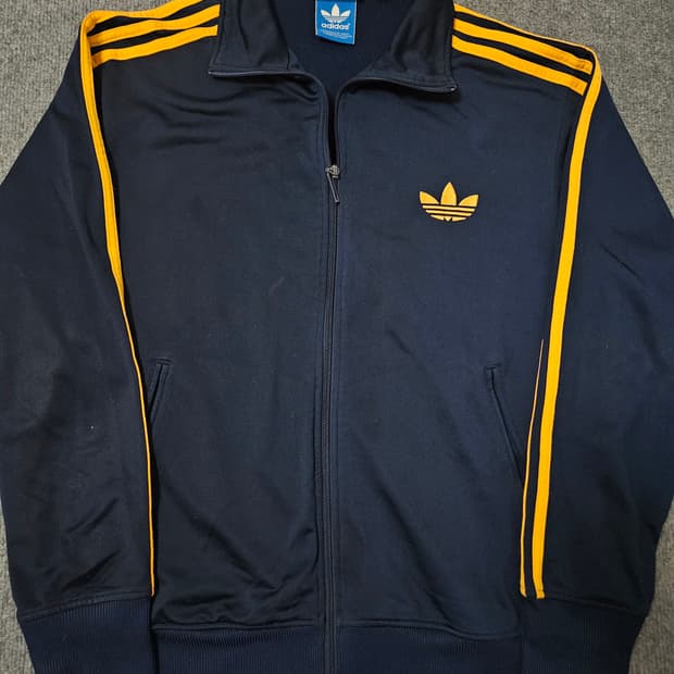 아디다스 트랙탑 오렌지 네이비 져지(급처)