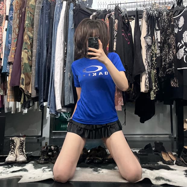 오클리 로고 프린팅 반팔