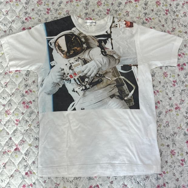 꼼데가르송 우주인 반팔 s