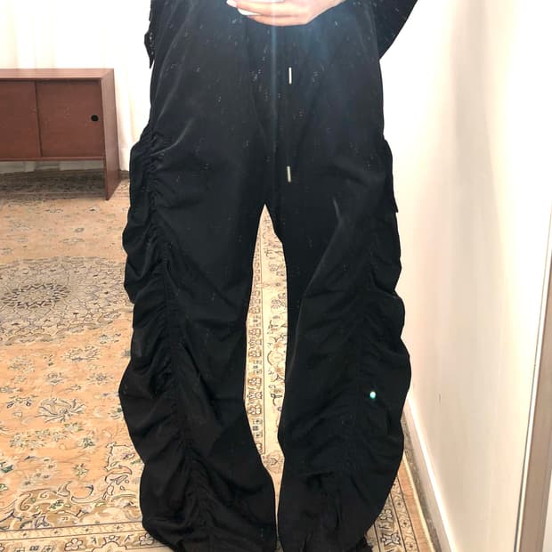 블랙 셔링 밴딩 팬츠