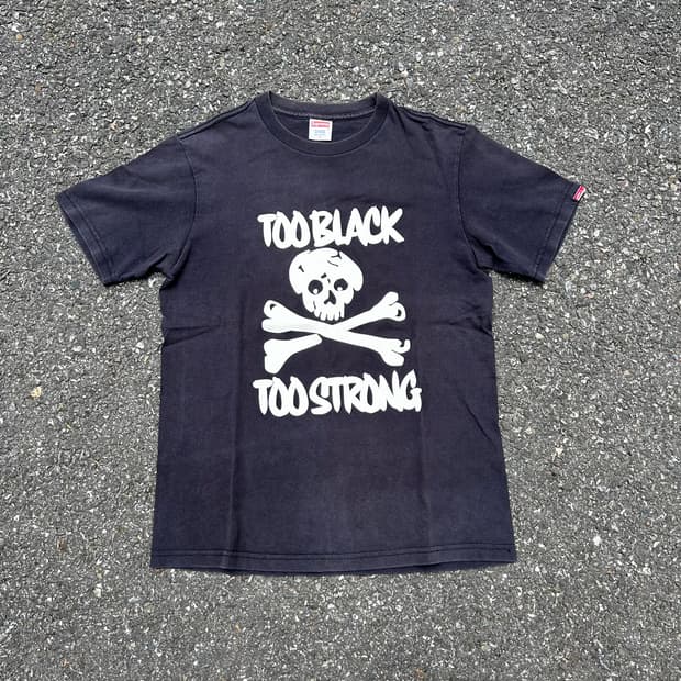 슈프림 x 더블탭스 Too Black Too Strong 티셔츠 블랙 M