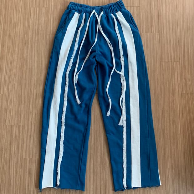 디테일 트레이닝 팬츠
