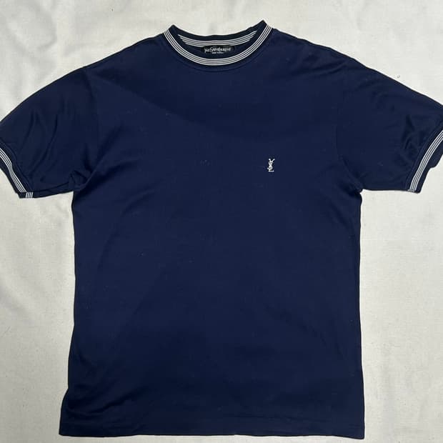 🫶🏻 입생로랑 Navy 반팔티 🫶🏻