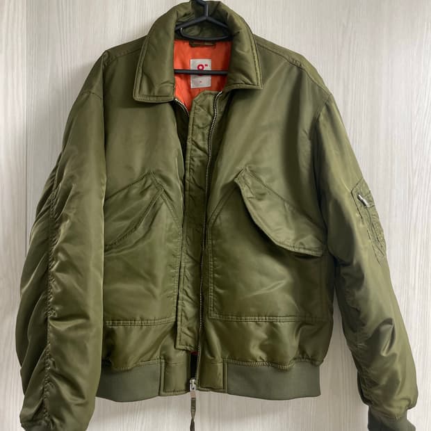 에잇세컨즈 항공점퍼 자켓 스