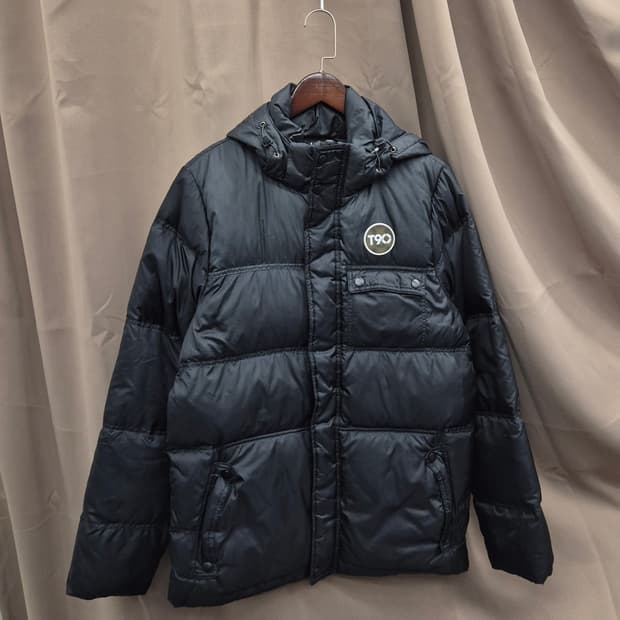 나이키 토탈 9O 스토우지 다운 점퍼 M