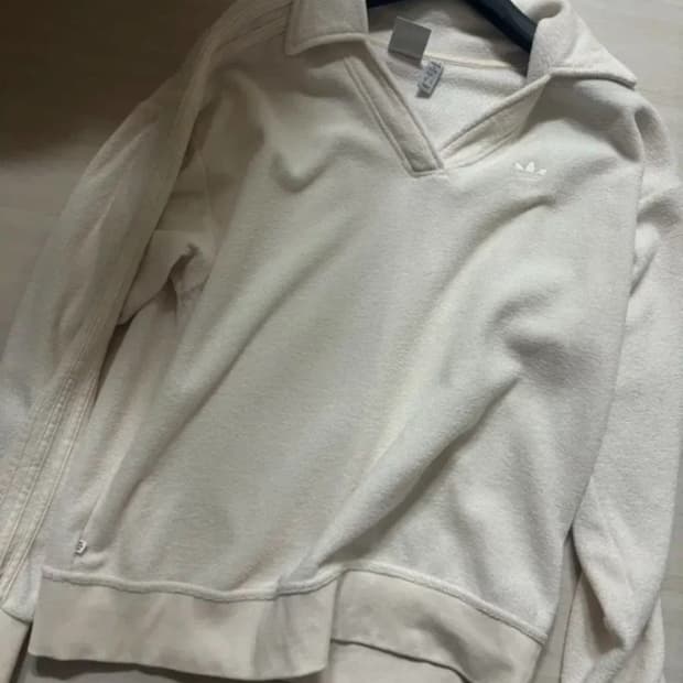 아디다스 태리소재 맨투맨