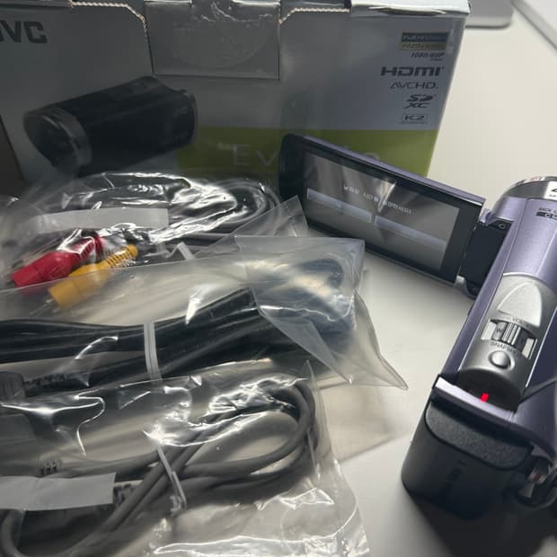 JVC GZ-HM33 연보라 캠코더 풀박