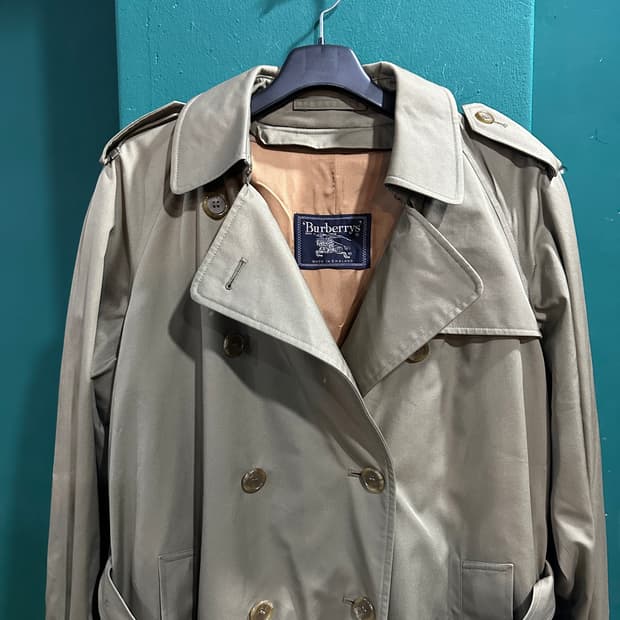 버버리 매장판 내피풀세트 롱 더블트렌치코트 카키100사이즈