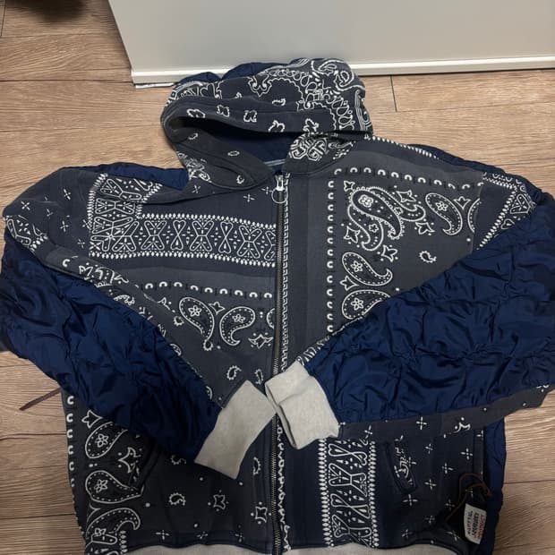 캐피탈 비부악 후드집업