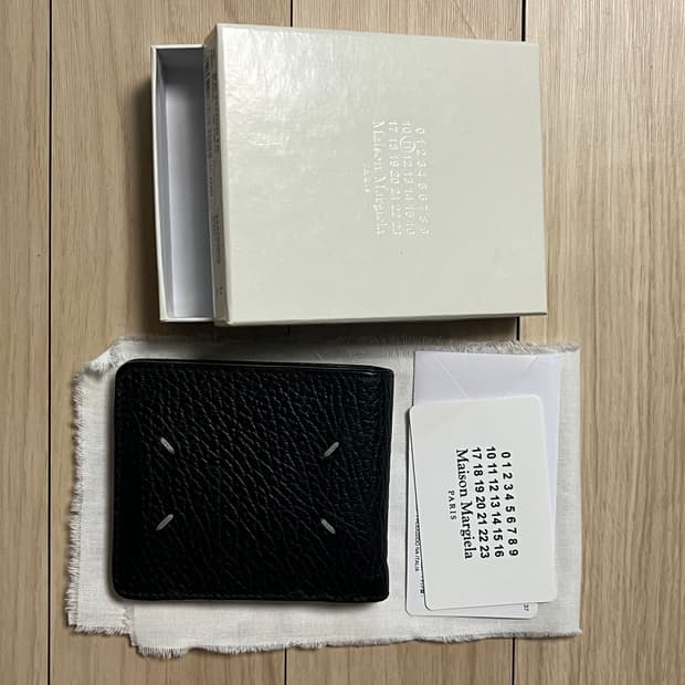 마르지엘라 스티치 반지갑