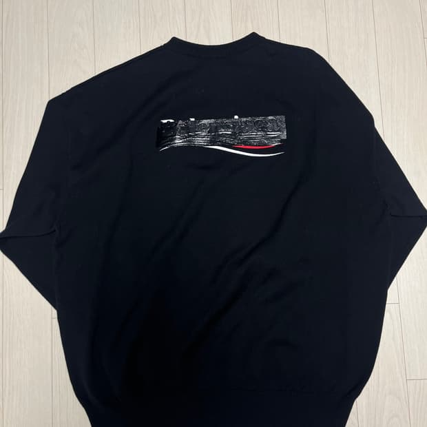 발렌시아가 니트