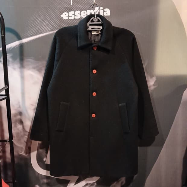 블랙 모직 코트