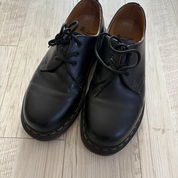 닥터마틴 1461 3홀 스무스 250