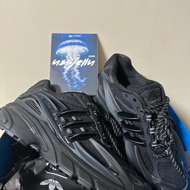 아디다스 퍼렐 젤리피쉬 블랙 290