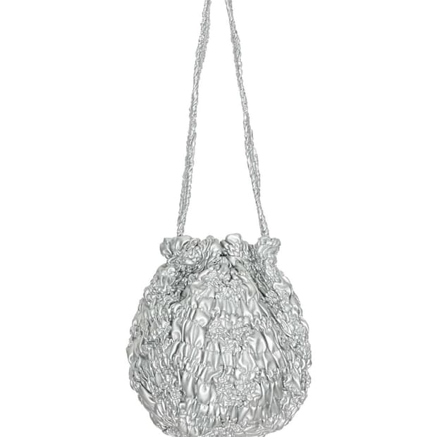 코스모스 펌킨 레더백 실버