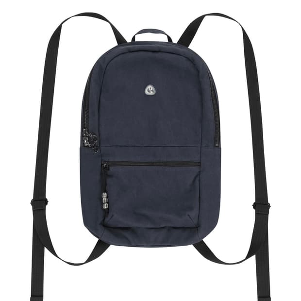 코이세이오 COY BACKPACK navy