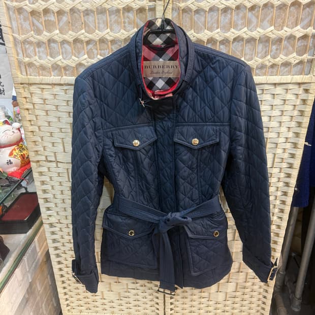 40/66 정품 버버리 퀼팅자켓 팝니다