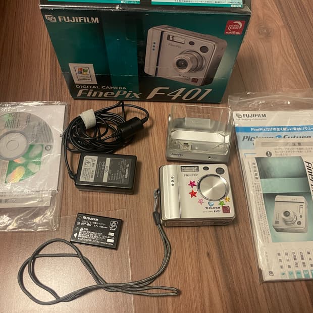 후지필름 파인픽스 F401