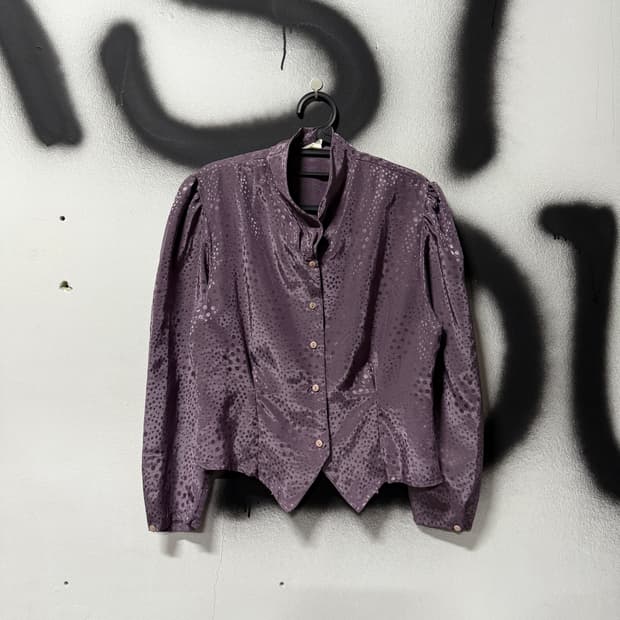 VTG 빈티지 새틴 퍼플 레오파드 패턴 벌룬 언발 블라우스