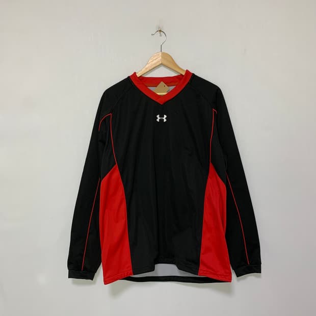 언더아머 블랙/레드 긴팔 바람막이 맨투맨 트레이닝 유니폼 XL