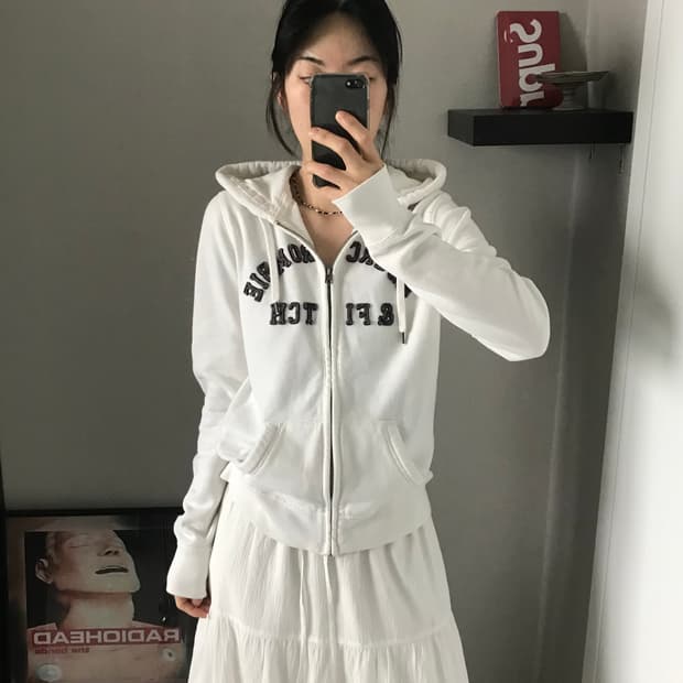 아베크롬비 중앙 자수 로고 화이트 후드집업