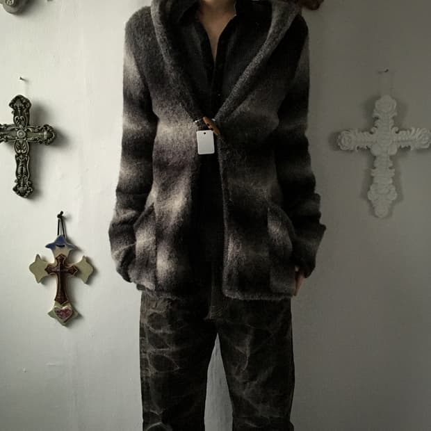 Pattern point hood knit cardigan