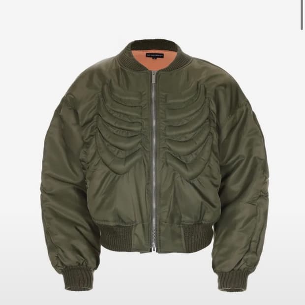 써저리 본 엠보싱 마원