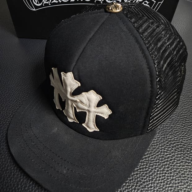 크롬하츠 세메터리 트러커 모자 볼캡