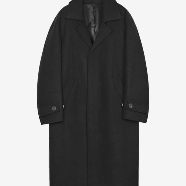 키뮤어 서플러스 울 세미오버 더블 발마칸 코트_블랙