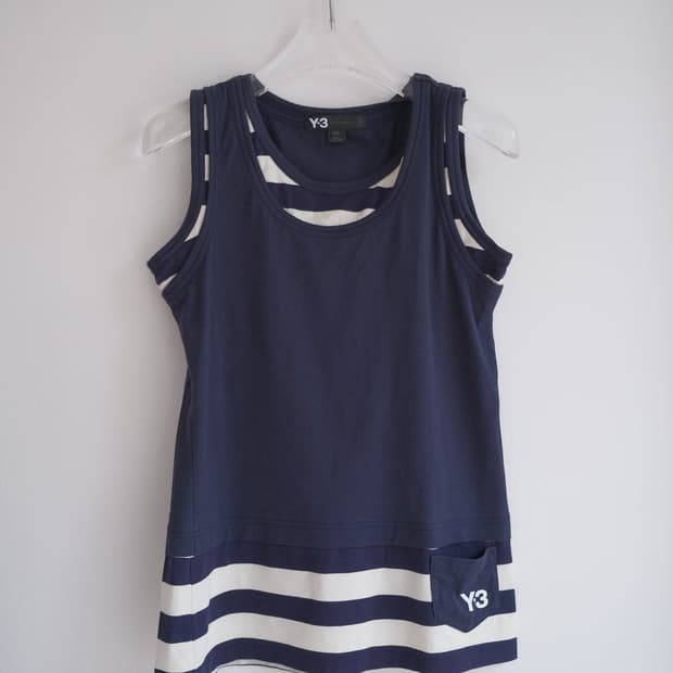 Layered pocket sleeveless