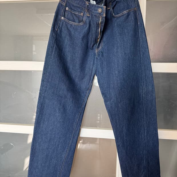 시오타 뉴 테이퍼드 데님 팬츠 네이비 34