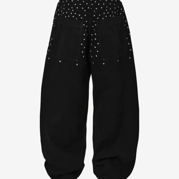 오와이 SPRINKLE EMBROIDERY WIDE VOLUME PANT
