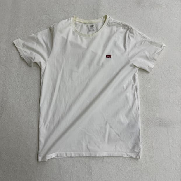 M 리바이스 스탠다드 반팔 티셔츠 0317T