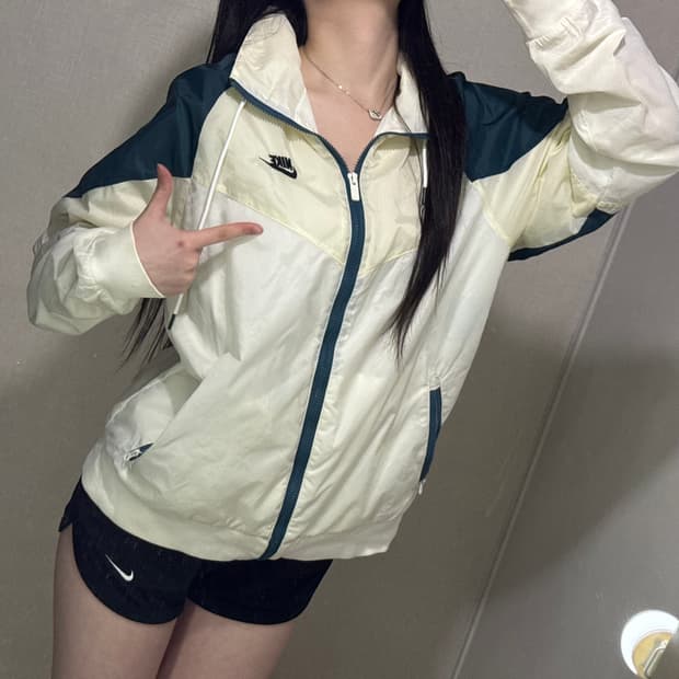 나이키 윈드러너 스우시로고 바람막이 져지🤍