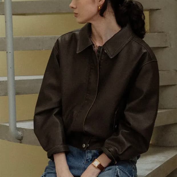 틸아이다이 네츄럴 크랙 레더 블루종 브라운