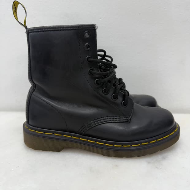 (UK4 230-235)닥터마틴 워커부츠 1460 8홀 스무스