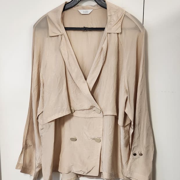 타임 더블 버튼 블라우스 가슴둘레 82