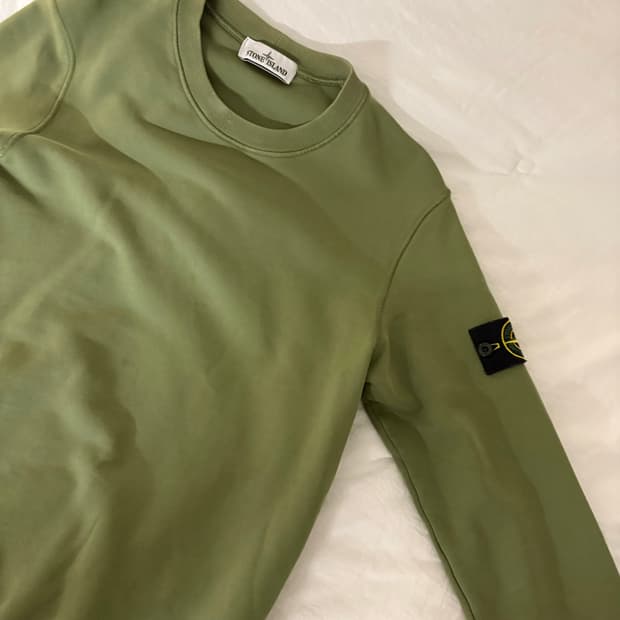 스톤 아일랜드 올리브 그린