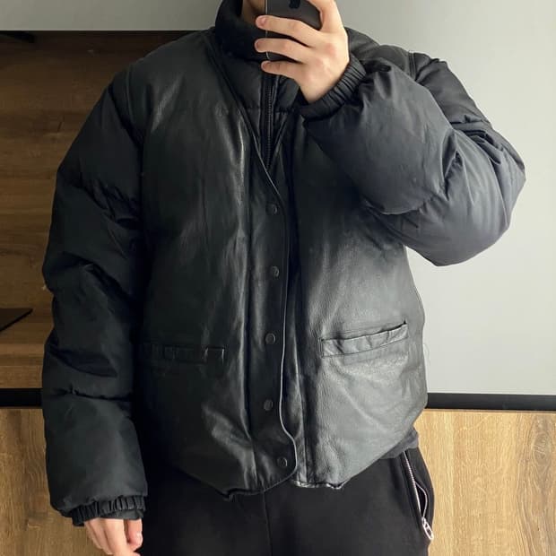 베네통 가죽 덕다운 패딩 50