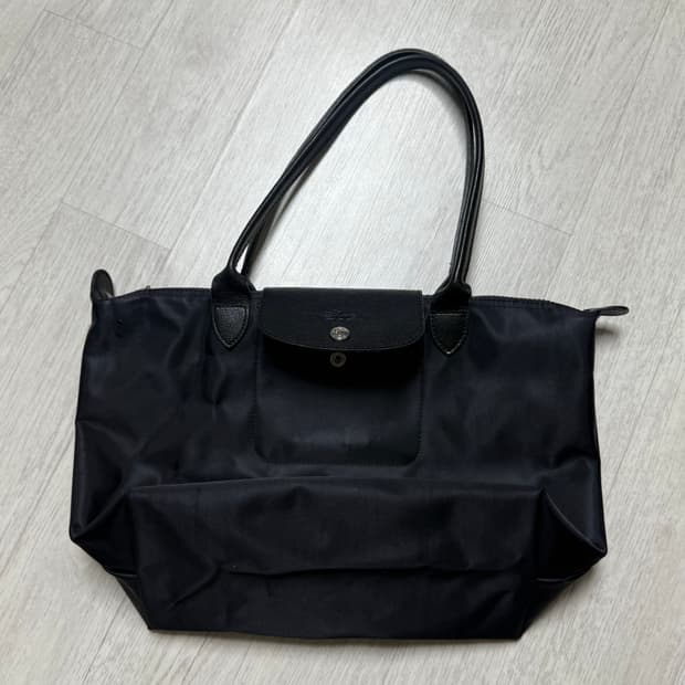 롱샴 미디움 백