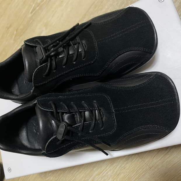 페몬트 스퀘어 블랙 235