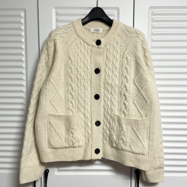 스튜디오톰보이 가디건