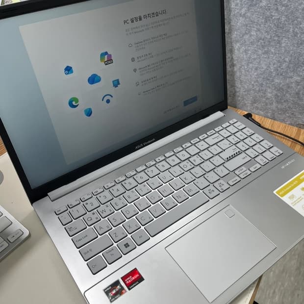 에이수스 VivoBook 쿨 실버 15.6인치 노트북 반값판매