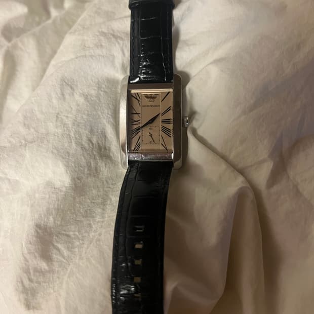 엠포리어 아르마니 시계