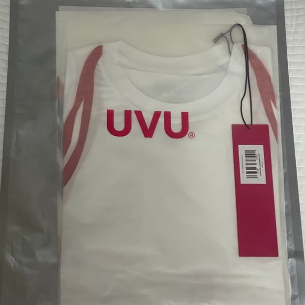 UVU 시카고 마라톤 러닝 긴팔 롱슬리브 러닝탑 M 팝니다