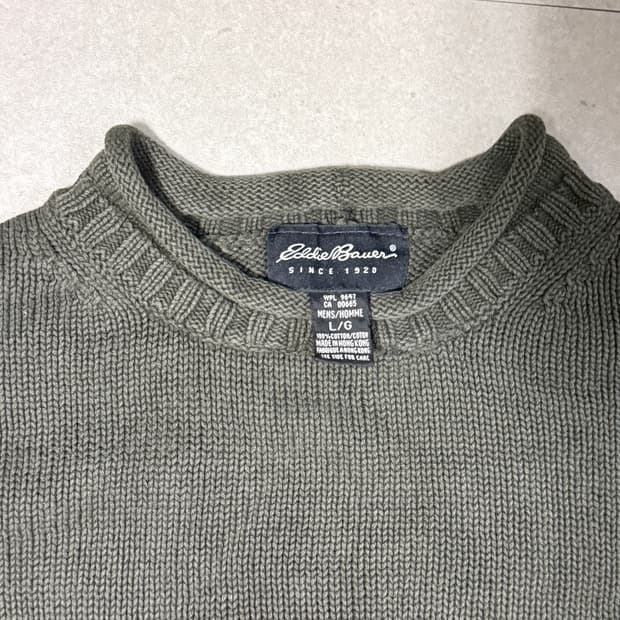 Pacific Northwestern 에디바우어 롤넥 코튼 니트 크롭