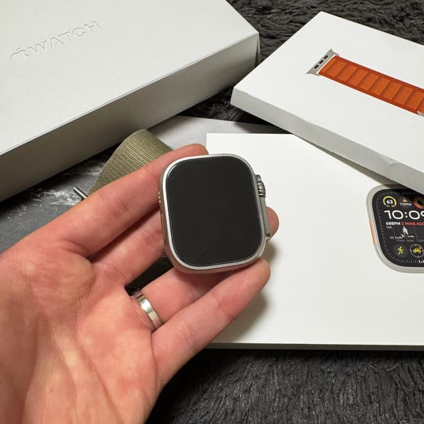 [ 새상품급 ] 애플워치 울트라 2 티타늄 GPS + 셀룰러 풀구성